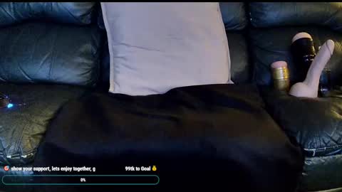 Snapshot of superduty5speed chatting on 02/22/25, 05:34 Thomas online show from 02/22/25, 05:34