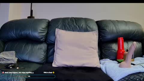 Snapshot of superduty5speed chatting on 09/19/25, 02:46 Thomas online show from 09/19/25, 02:46