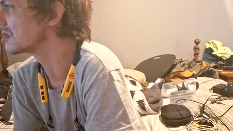 supergamer12656 online show from 02/22/26, 03:54