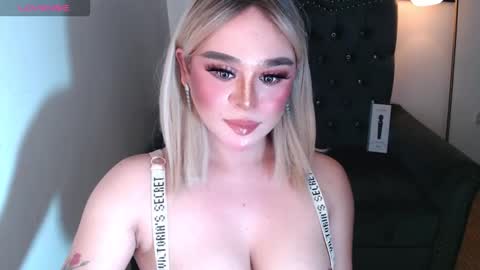 CARMINA online show from 10/15/25, 02:33