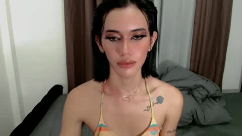 Snapshot of superhotbabe1 chatting on 02/16/25, 07:27 Erica Help me to reach my goal Superhotbabe1 online show from 02/16/25, 07:27