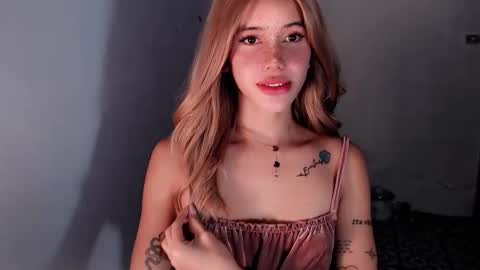 Erica Help me to reach my goal Superhotbabe1 online show from 02/17/26, 12:34