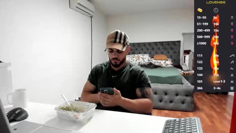 supermanboyxxl online show from 10/06/25, 06:55