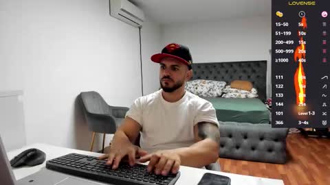 supermanboyxxl online show from 10/10/25, 05:50