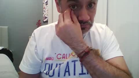 Snapshot of supernovarise chatting on 01/24/25, 12:52 supernovarise online show from 01/24/25, 12:52