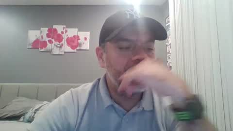 Snapshot of supernovarise chatting on 02/12/25, 01:52 supernovarise online show from 02/12/25, 01:52