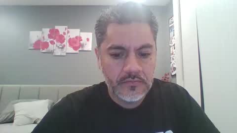 Snapshot of supernovarise chatting on 02/21/25, 01:44 supernovarise online show from 02/21/25, 01:44