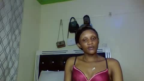 Snapshot of supersexxy_chyna chatting on 06/04/26, 06:36 supersexxy_chyna online show from 06/04/26, 06:36