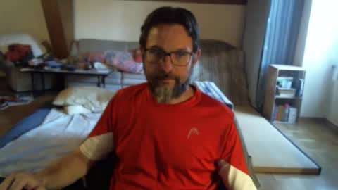 supersquirrel81 online show from 09/18/25, 05:04