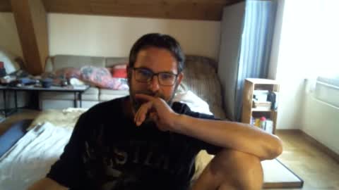 supersquirrel81 online show from 10/03/25, 03:42