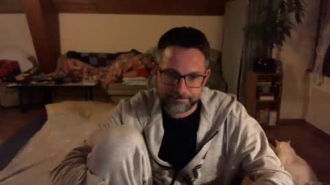 supersquirrel81 online show from 01/08/26, 05:48