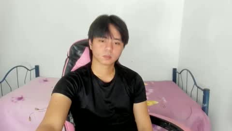 Snapshot of supr4m0 chatting on 11/14/25, 09:08 supr4m0 online show from 11/14/25, 09:08