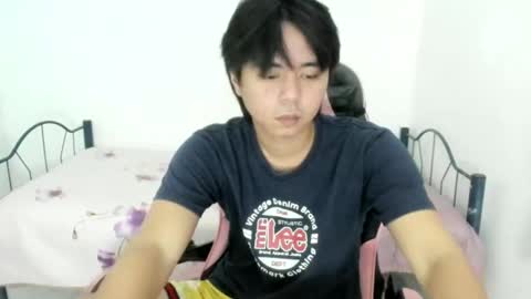 Snapshot of supr4m0 chatting on 11/20/25, 09:09 supr4m0 online show from 11/20/25, 09:09