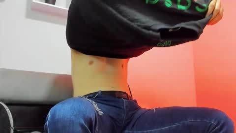 supreme_alpha_ online show from 11/09/25, 02:32