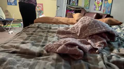 Snapshot of supremelifers chatting on 03/10/25, 08:04 Stony online show from 03/10/25, 08:04