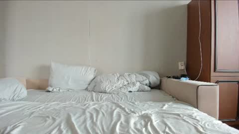 Snapshot of surfsexcouple chatting on 06/09/26, 11:00 surfsexcouple online show from 06/09/26, 11:00
