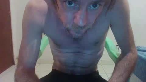 Snapshot of surfsup34 chatting on 12/16/24, 01:53 surfsup34 online show from 12/16/24, 01:53