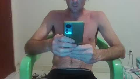 Snapshot of surfsup34 chatting on 03/02/25, 05:01 surfsup34 online show from 03/02/25, 05:01