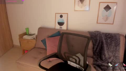 Snapshot of susan_arango chatting on 04/06/26, 04:57 susan love online show from 04/06/26, 04:57