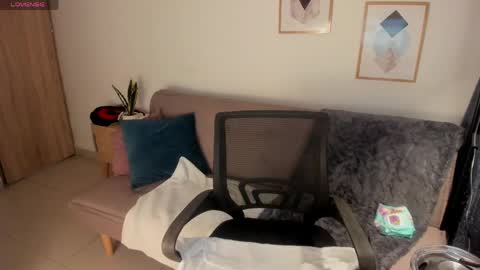 Snapshot of susan_arango chatting on 05/27/26, 01:57 susan love online show from 05/27/26, 01:57