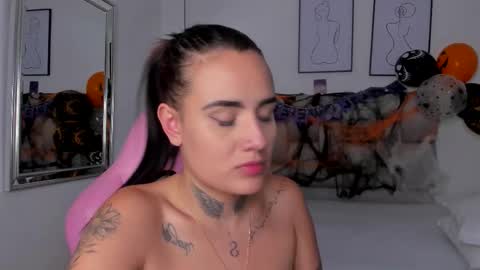 Susan online show from 10/29/25, 08:10