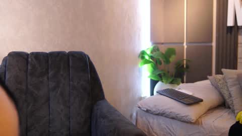 Snapshot of susan_wall chatting on 04/06/26, 01:12 susan_wall online show from 04/06/26, 01:12