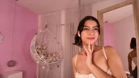Snapshot of susana__sanchez chatting on 10/30/25, 11:55 SUSANA online show from 10/30/25, 11:55
