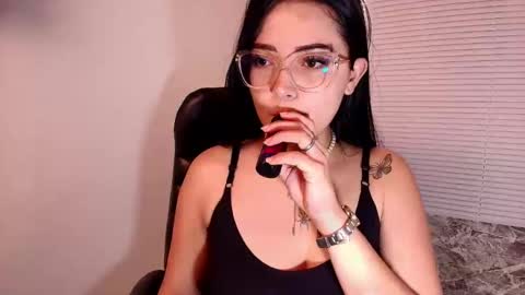 Snapshot of susana_hank chatting on 04/17/26, 02:09 susana online show from 04/17/26, 02:09