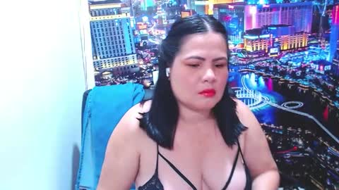  Susana  online show from 10/18/25, 02:07