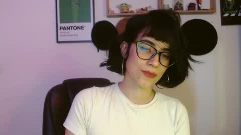 susana_w online show from 10/09/25, 10:30