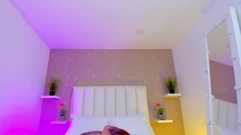 susanahenao online show from 01/27/25, 10:27