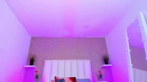 susanahenao online show from 02/11/25, 01:41