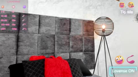 Susan online show from 02/25/25, 08:51