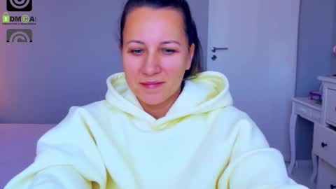 SusanJewel online show from 09/18/25, 06:37