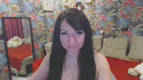 Snapshot of susanlanice chatting on 12/14/24, 01:05 SusanLaNice online show from 12/14/24, 01:05