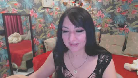 Snapshot of susanlanice chatting on 12/15/24, 02:05 SusanLaNice online show from 12/15/24, 02:05