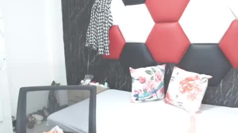 susanleroy online show from 12/15/24, 05:56