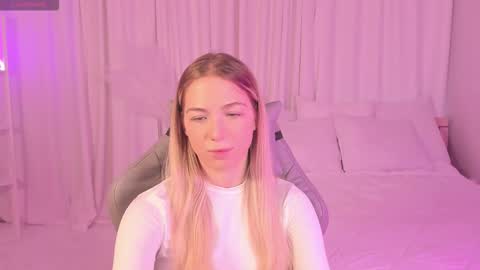 Susan online show from 12/02/25, 04:40