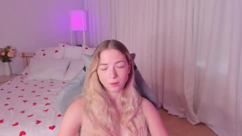 Susan online show from 12/14/25, 04:51