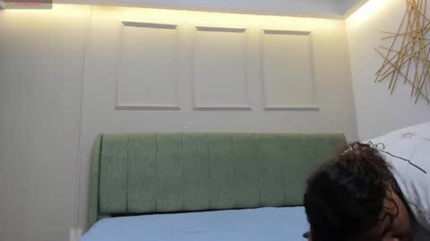 Amelia  online show from 10/03/25, 12:13