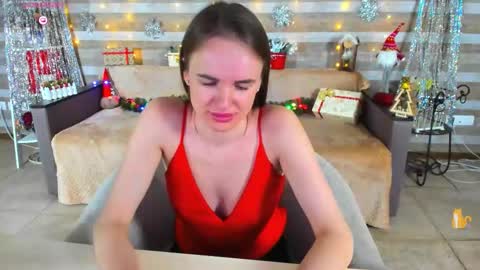 susansmitt online show from 12/05/25, 01:36