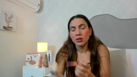 Snapshot of susanthomass chatting on 04/25/26, 11:57 susanthomass online show from 04/25/26, 11:57