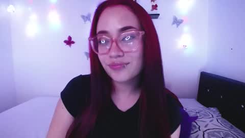 Snapshot of susanzoro99 chatting on 12/23/25, 06:44 Susan online show from 12/23/25, 06:44