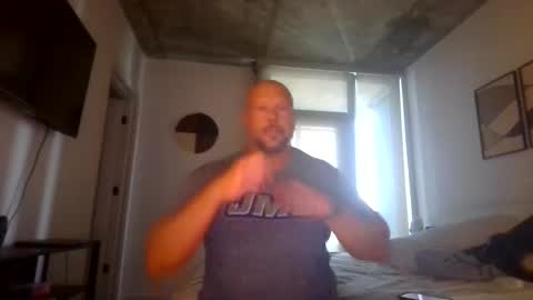 Snapshot of sushidojo chatting on 04/22/26, 05:14 Sushidojo online show from 04/22/26, 05:14