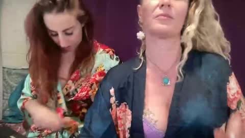 Snapshot of susieandlacey chatting on 06/14/26, 07:10 Susie and Lacey online show from 06/14/26, 07:10