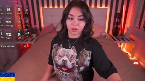 Snapshot of susiewood chatting on 04/08/26, 08:09 Susie online show from 04/08/26, 08:09