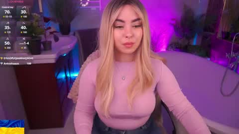 Snapshot of susiewood chatting on 04/16/26, 08:31 Susie online show from 04/16/26, 08:31