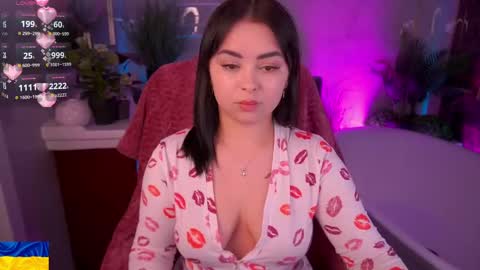 Snapshot of susiewood chatting on 05/02/26, 08:14 Susie online show from 05/02/26, 08:14