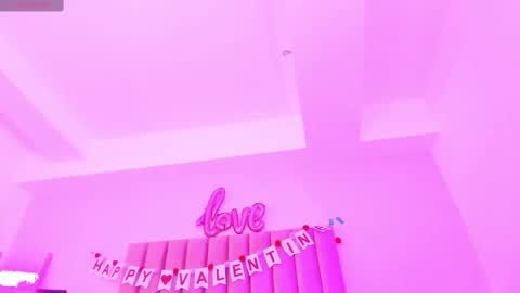 Sussan Nicole  online show from 02/25/25, 03:16