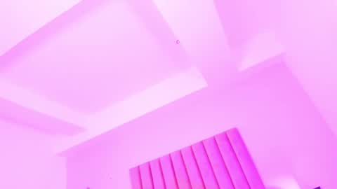 Sussan Nicole  online show from 10/04/25, 12:14